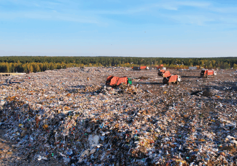 plastic waste in landfills